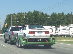 Potential truck accident case - pick up pulling a heavy load